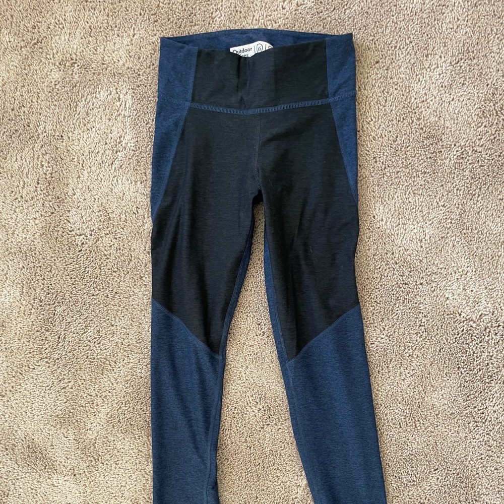 Outdoor Voices Black & Blue Legging | Size XS